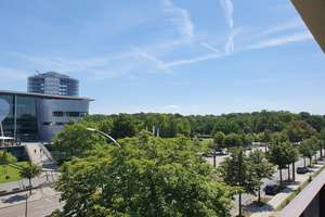 **komfortable** 2-Raum-Wohnung mit Balkon im Neubau direkt am Großen Garten