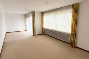 Renovierungsbedürftige 3-Zimmer-Eigentumswohnung mit Balkon und Stellplatz in Krefeld-Bockum – Grotenburgstraße 37, 47800 Bockum, Krefeld – Vorschaubild 4