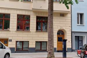 Exklusive & geräumige 2-Zimmer-Altbau Wohnung im Belgischen Viertel 