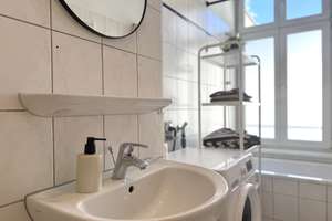 Traumhafte Altbauwohnung vollständig möbliert mit Balkon – Wichertstraße 72, 10439 Prenzlauer Berg, Berlin – Vorschaubild 29