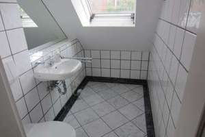 Stockum-Blumenviertel, 6 Fam-Haus mit 925 m2 Wfl und 1300 m2 Süd-West Grundstück – 40474 Stockum, Düsseldorf – Vorschaubild 9
