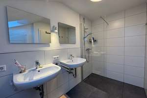 Gepflegte 4-Zimmer-Dachgeschosswohnung in ruhiger Lage von Stuttgart-Weilimdorf – Die vollständige Adresse der Immobilie erhältst du vom Anbieter., 70499 Weilimdorf (Ortsteil), Stuttgart – Vorschaubild 5