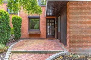 Reiheneckhaus mit 6 Zimmern, Garage und schönem Außenbereich – 28307 Arbergen, Bremen – Vorschaubild 2