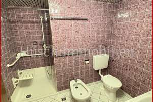 **huesch-immobilien.de**  3-Raum-Wohnung im 11. OG mit traumhaftem Weitblick, Balkon, Aufzug, Garage – 45131 Rüttenscheid, Essen – Vorschaubild 16