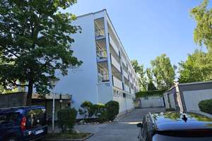 Schicke 3 Zimmer-WE.,  2024 neu saniert, EBK, Balkon – Lassallestraße 95, 80995 Lerchenau-West, München – Vorschaubild 2