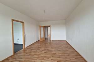 Ab sofort***Mehr Aussicht, mehr Freiheit, mehr Zuhause in dieser 3-Zimmer-Wohnung! – Deiwitzweg 7, 4207 Lausen-Grünau, Leipzig – Vorschaubild 2