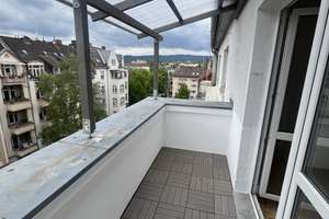 Helle kleine 1 ZKB - Wohnung im Dachgeschoss! – Winkeler Str. 6, 65195 Rheingauviertel / Hollerborn, Wiesbaden – Vorschaubild 3