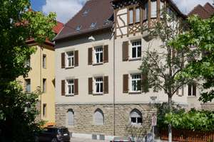 3 Zimmer DG-Maisonette in Denkmal direkt am Südheimer Platz ! – Burgstallstrasse 102, 70199 Südheim, Stuttgart – Vorschaubild 3