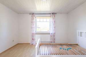 Wohnen auf einer Ebene: Großer Bungalow in ruhiger Lage von Lohe-Föhrden – Die vollständige Adresse der Immobilie erhältst du vom Anbieter., 24806 Lohe-Föhrden – Vorschaubild 15