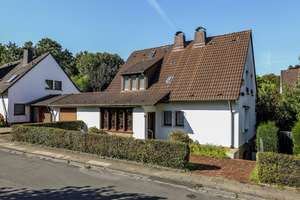 158 m² freist. Traumhaus + 763 m² Gartenparadies + 56 m² Büro + Garage in Top-Lage von Bergerhausen – Die vollständige Adresse der Immobilie erhältst du vom Anbieter., 45136 Bergerhausen, Essen – Vorschaubild 2