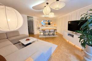 Attraktive 4-Zimmer-Split-Level-Wohnung mit Terrasse in ruhiger Innenhoflage nahe Leonrodplatz – Maximilian-Wetzger-Straße 5, 80636 Dom Pedro, München – Vorschaubild 2