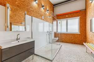Industrielles Loft mit Charakter – ein Zuhause für Individualisten und Autofans – Die vollständige Adresse der Immobilie erhältst du vom Anbieter., 41466 Reuschenberg, Neuss – Vorschaubild 7