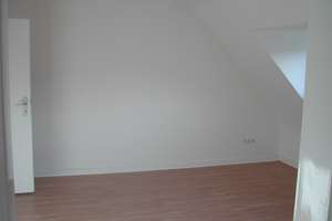 Drei-Zimmer-Wohnung mit Balkon in Krefeld-Stadtmitte – Drießendorfer Straße x, 47798 Stadtmitte, Krefeld – Vorschaubild 3