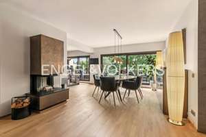 Exklusive Maisonette in Endetage mit zwei Balkonen in bevorzugter Südwest-Ausrichtung