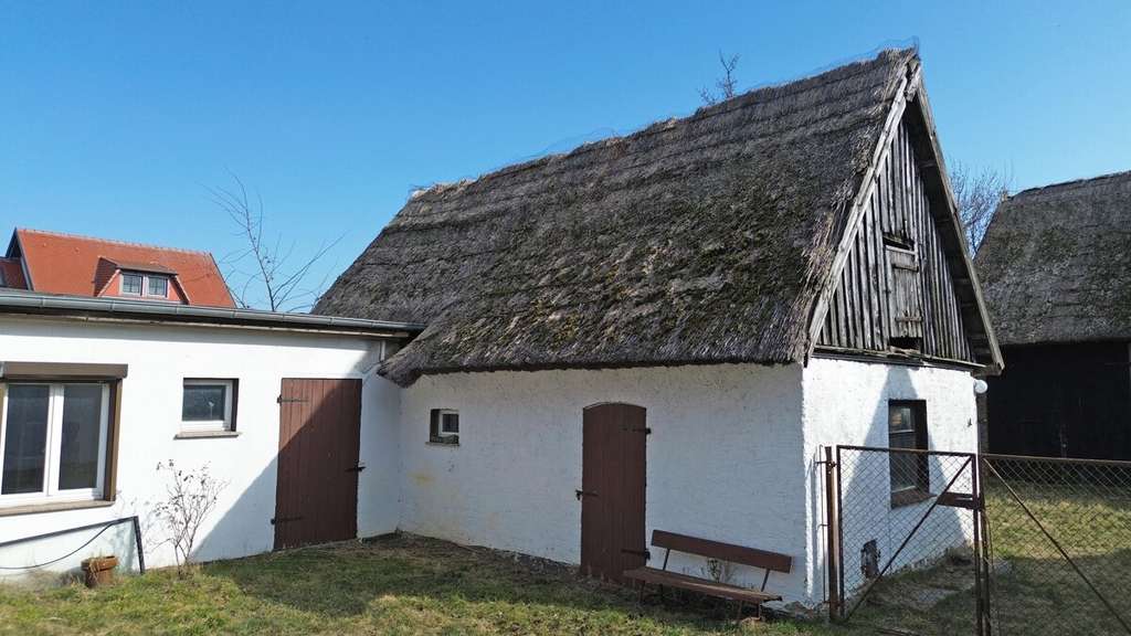 Immobilie in Rankwitz - Sanierungsbedürftiges Haus mit idyllischem Grundstück in Liepe auf Usedom - Bild 3