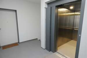Toll geschnittene 2-Zi. Whg mit Balkon, Parkett, FBH, AR und TG! – Erich-Zeigner-Allee 62 c, 4229 Plagwitz, Leipzig – Vorschaubild 10