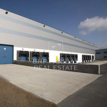 Erstbezug || Lager- und Logistikflächen direkt an der A5