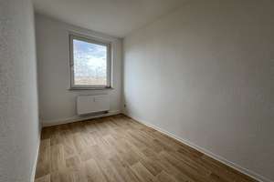 5-Zimmer-Wohnung plus Hauswirtschaftsraum auf 122 qm – Carl-von-Ossietzky-Straße 135, 9127 Gablenz, Chemnitz – Vorschaubild 17