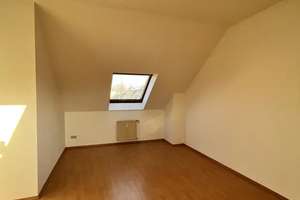 Ab sofort: Sanierte Maisonette Wohnung