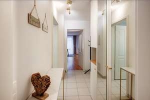 Möbliert: Sehr schöne Erdgeschosswohnung mit Loggia – Die vollständige Adresse der Immobilie erhältst du vom Anbieter., 81667 Haidhausen Nord, München – Vorschaubild 9