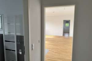 Erstbezug | exklusive 2,5-Zimmer Wohnung | Einbauküche | Balkon | Einzelgarage | ER-Zentrum – Anton-Bruckner-Straße 8, 91052 Röthelheim, Erlangen – Vorschaubild 8