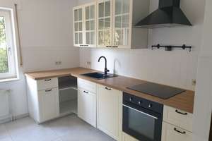 3-ZKB Dachgeschosswohnung mit Balkon & EBK in Osnabrück-Sonnenhügel – ab sofort frei – Friedhofstraße 1, 49088 Sonnenhügel, Osnabrück – Vorschaubild 2