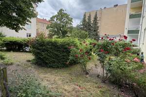 Schöne Wohnung in Spandau mit Garten und Carport!