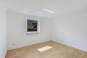Wohnen und Wohnen lassen am Preetzer Stadtrand – Die vollständige Adresse der Immobilie erhältst du vom Anbieter., 24211 Preetz – Vorschaubild 8