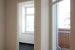 // Nähe Lene-Voigt-Park - 2 Bäder - großer Balkon - Aufzug // – Schirmerstraße 22, 4318 Anger-Crottendorf, Leipzig – Vorschaubild 9