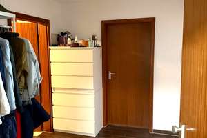 Charmante 2,5-Zimmer-Wohnung im Universitätsviertel Augsburg – ideal für Paare & Homeoffice – Salomon-Idler-Straße 24b, 86159 Universitätsviertel, Augsburg – Vorschaubild 2