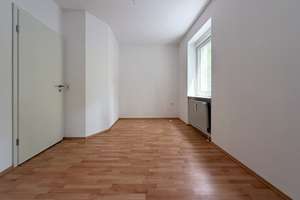 Ruhige 3-Zimmer-Wohnung mit Terrasse am Naherholungsgebiet in Paderborn – Birkenweg 15a, 33102 Kernstadt, Paderborn – Vorschaubild 3