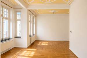 Repräsentatives Stadthaus in ruhiger und exklusiver Lage – Die vollständige Adresse der Immobilie erhältst du vom Anbieter., 47799 Cracau, Krefeld – Vorschaubild 2