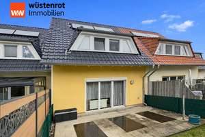 FAST NEUES REIHENHAUS MIT EINBAUKÜCHE + SOLARTHERMIE + VORBEREITUNG ZUM STUDIOAUSBAU + CARPORT – Die vollständige Adresse der Immobilie erhältst du vom Anbieter., 17438 Wolgast – Vorschaubild 4