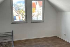 4 Zimmer Wohnung auf zwei Ebenen in der Reutlinger Innenstadt – Die vollständige Adresse der Immobilie erhältst du vom Anbieter., 72764 Reutlingen-Mitte, Reutlingen – Vorschaubild 11