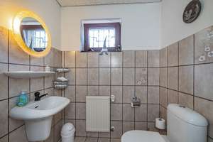 Wohnen mit Stil, Komfort und Gartenidylle – Ihr Zweifamilienhaus in begehrter Lage von KR-Uerdingen! – Die vollständige Adresse der Immobilie erhältst du vom Anbieter., 47829 Uerdingen, Krefeld – Vorschaubild 11