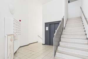 Solide 1-Zimmerwohnung mit Tiefgaragenstellplatz – Stuttgarter Allee 37, 4209 Grünau-Mitte, Leipzig – Vorschaubild 3