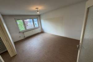 70 qm 3 Zi Whg mit Balkon unsaniert in ruhiger Lage zu verkaufen – Die vollständige Adresse der Immobilie erhältst du vom Anbieter., 65189 Nordost, Wiesbaden – Vorschaubild 12