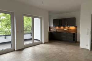 2-Zi Dachgeschosswohnung mit Dachterrasse – Vogesenstr 15, 81825 München – Vorschaubild 3