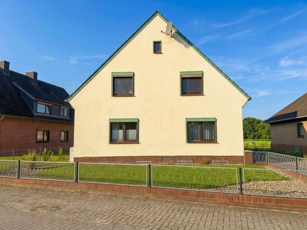Immobilie in Hagen im Bremischen - Für Macher: Großzügiges Haus mit Potenzial, Doppelgarage & Garten – auch als Zweifamilienhaus - Bild 1
