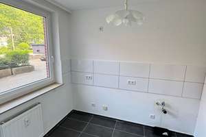 Helle 1-Zimmer-Wohnung mit Balkon in Gelsenkirchen – Kopernikusstraße 28-34, 45888 Bulmke-Hüllen, Gelsenkirchen – Vorschaubild 2