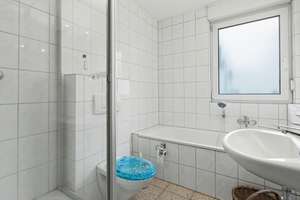 Ruhig. Zentral. Zuhause. Gepflegtes Reihenmittelhaus – Die vollständige Adresse der Immobilie erhältst du vom Anbieter., 65479 Raunheim – Vorschaubild 10