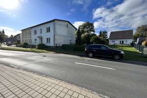Nur 100 Meter zur Marina: Zweifamilienhaus mit zusätzlichem Baugrundstück in Bestlage – Die vollständige Adresse der Immobilie erhältst du vom Anbieter., 17440 Kröslin – Vorschaubild 2