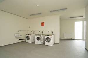 Küche, Bett, Schrank, Tisch und Stuhl sind schon da – Elisenstraße 23, 1307 Johannstadt-Nord, Dresden – Vorschaubild 9