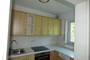 Schöne 2ZKB Wohnung mit großem Balkon, Tiefgaragenstellplatz und Aufzug – Harry-Truman-Str. 11, 65197 Rheingauviertel / Hollerborn, Wiesbaden – Vorschaubild 4