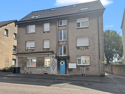 Zwei attraktive, freistehende Mehrfamilienhäuser mit 9 Parteien und Ausbaupotenzial