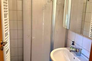 Monteurunterkunft für Firmen – Teamhaus  für 6 bei Ulm Günzburg – monatsbasis – voll ausgestattet – Die vollständige Adresse der Immobilie erhältst du vom Anbieter., 89346 Bibertal – Vorschaubild 7