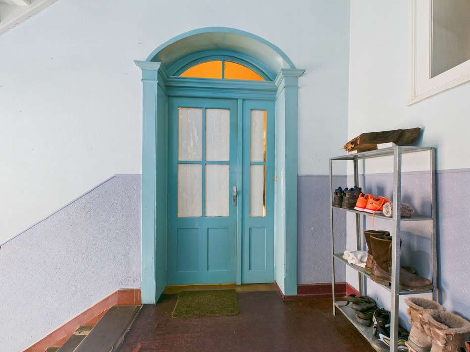 12 Treppenhaus Vorderhaus