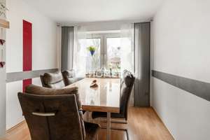Vielseitiges Reihenmittelhaus mit Einliegerwohnung, Kachelofen und sonnigem Garten – Die vollständige Adresse der Immobilie erhältst du vom Anbieter., 88416 Ochsenhausen – Vorschaubild 8