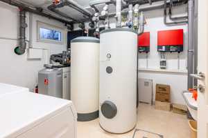 Freistehendes Plus-Energiehaus mit ruhigem Südwestgarten in S- und U-Bahn Nähe/ Effizienzklasse A – München – Vorschaubild 20