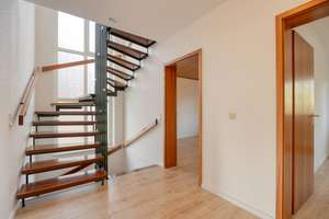 DHH in Fischenich, mit schönem Garten + großer Terrasse ideal für Familien, Garage, Linie 18 ca.700m – Die vollständige Adresse der Immobilie erhältst du vom Anbieter., 50354 Hürth – Vorschaubild 14